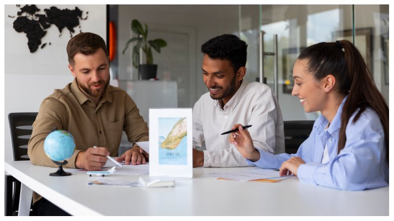 Roarleveraging Business Infoguide By Riproar